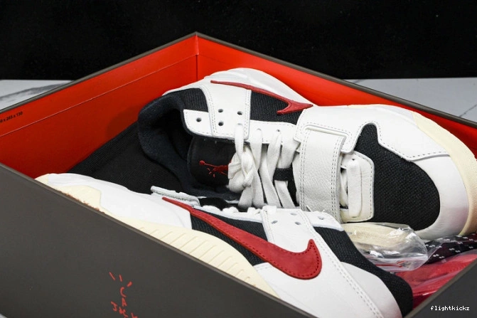 TR FZ8117-101 Travis Jack Jordan Jumpman Red University x Scott 0731